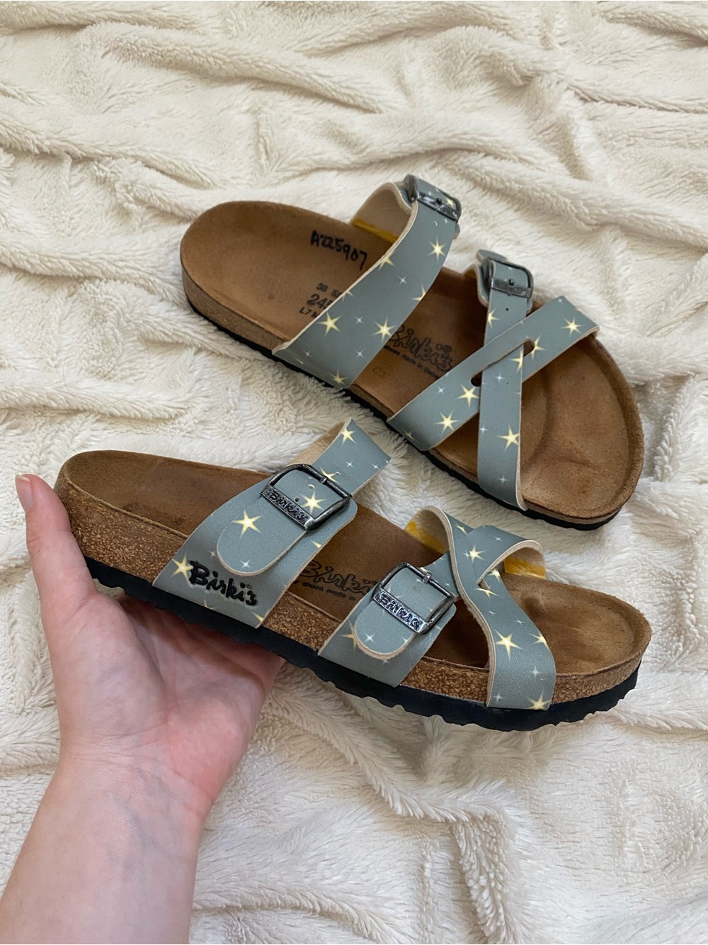 Birki's by Birkenstock blue-gray star cross-strap sandals Sz 7 - Picture 2 of 6